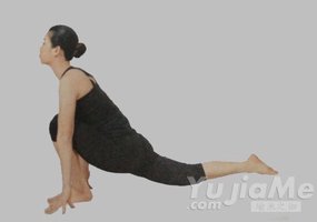 瑜伽體式-新月第三式