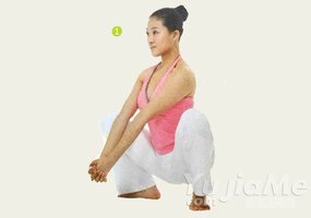 瑜伽體式-劈柴式