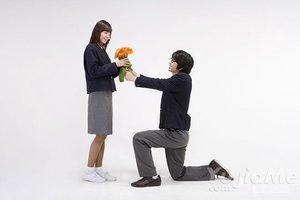 適合戀愛告白階段練習的瑜伽體式