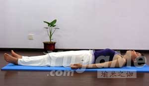 紓解失眠，你就多做做這幾個動作吧！