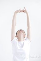 瑜伽體式助你糾正脊柱側彎