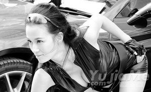 瑜伽人物-母其彌雅